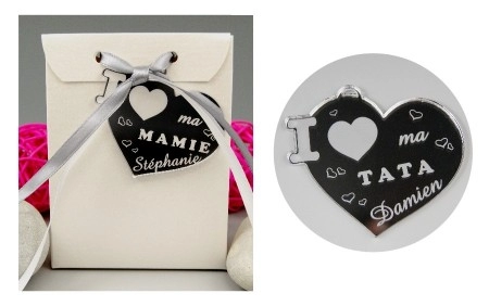 Boite de Chocolat - Médaille Tata - Mod.Cœur.Seul - Cadeau personnalise personnalisable - 1 Boite de Chocolat - Médaille Tata - Mod.Cœur.Seul - Cadeau personnalise personnalisable - 1