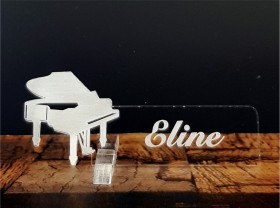 Décoration table - décoration personnalisée - marque place - thème piano - musique
