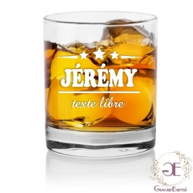 A utiliser pour boire du whisky ou de l'eau, ce verre gravé et personnalisé sera un joli cadeau.