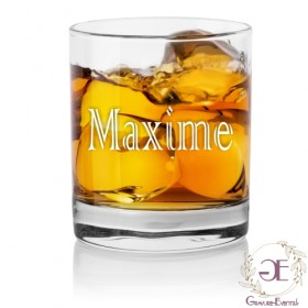Cadeau à utiliser avec de l'eau ou du whisky, ce verre fabriqué en France et personnalisé avec un prénom.