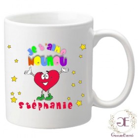 Un mug multicolore, à offrir à une Nounou exceptionnelle, pour son anniversaire.