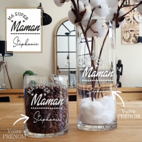 Un vase gravé et personnalisé pour une super maman, à offrir en cadeau pour un anniversaire.