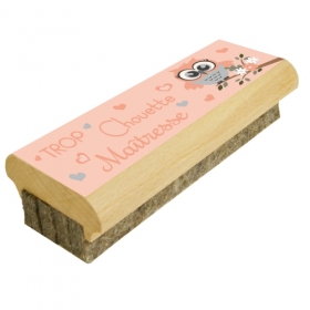 Le cadeau à offrir pour la fin d'année scolaire, une brosse à tableau à la plus chouette des maîtresses.