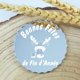 Dessous de verre en miroir esprit Noël, créé avec le cerf du Père Noël, dans notre atelier normand.